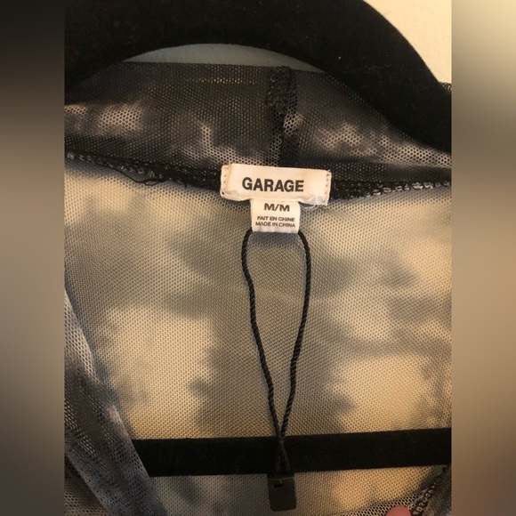 Black and white body-con long sleeve dress! - Picture 3 of 3